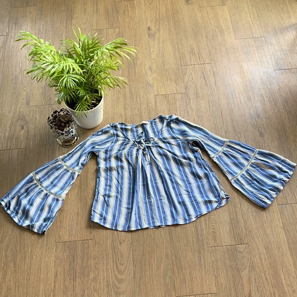 Hollister Tops - Boho style Hollister Top!